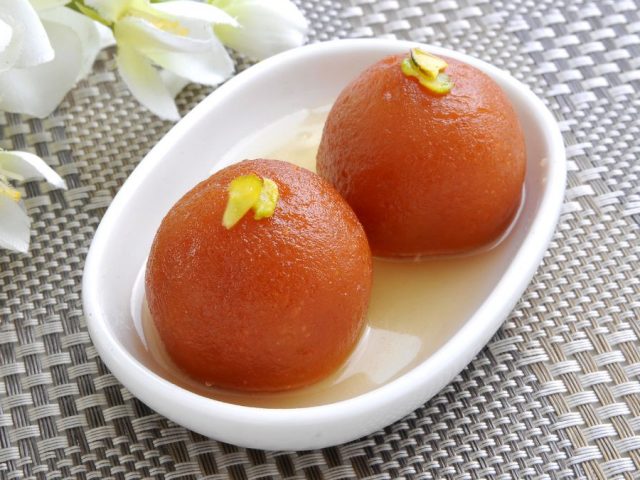 Gulab Jamun (2pcs)